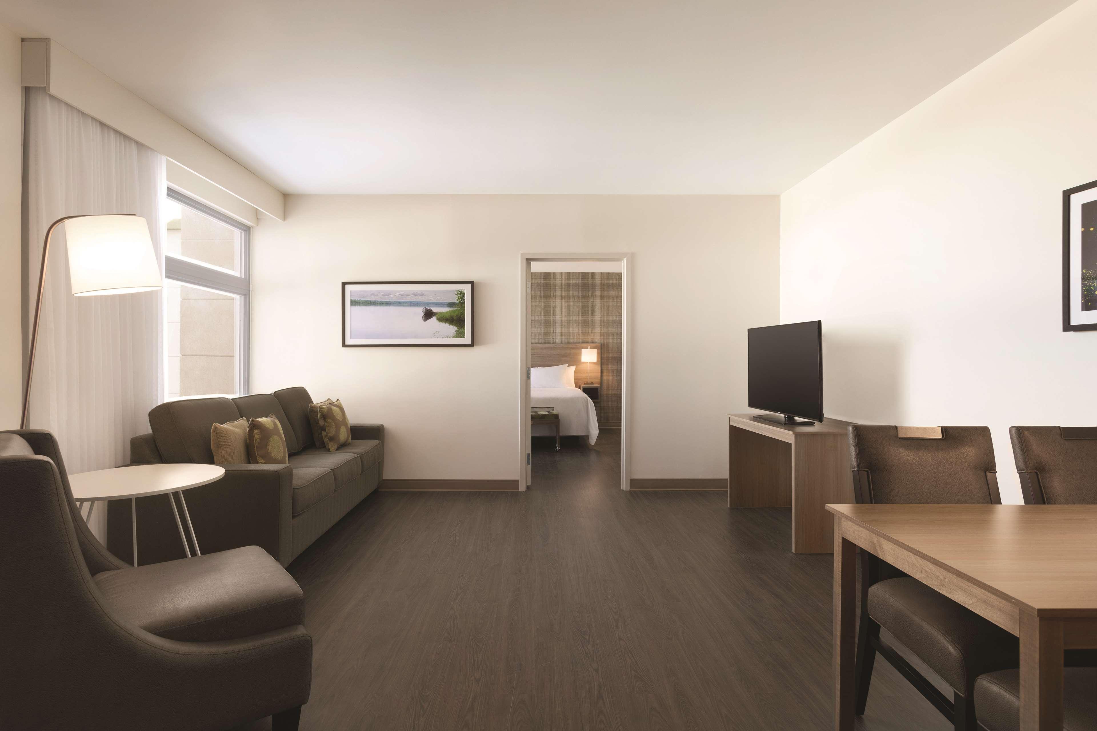 Radisson Kingswood Hotel & Suites, Φρεντέρικτον Εξωτερικό φωτογραφία
